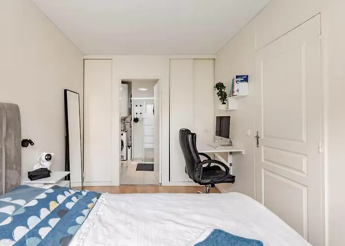 Modern House كوربوفوا