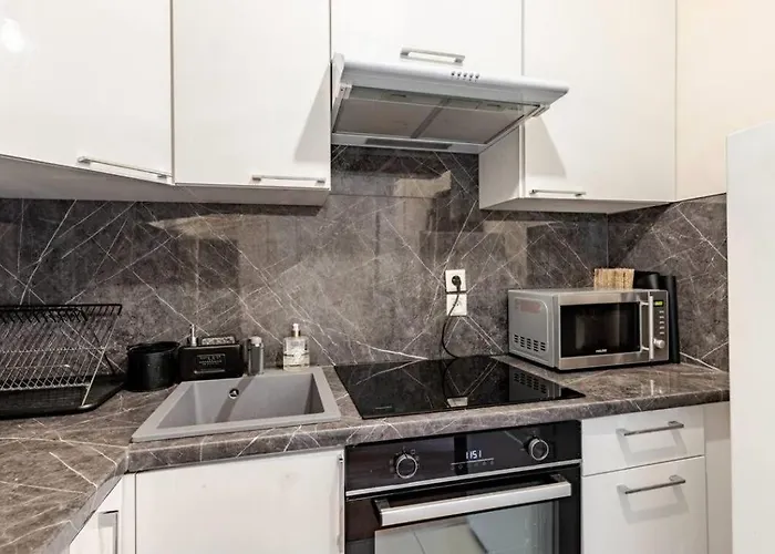Modern House شقة كوربوفوا